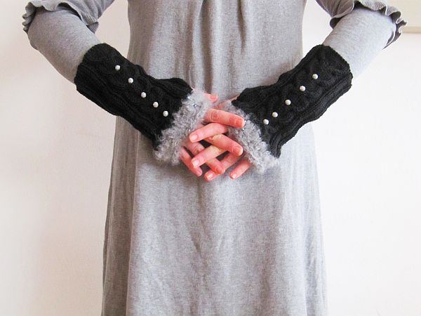 Eisgrau_Handstulpen