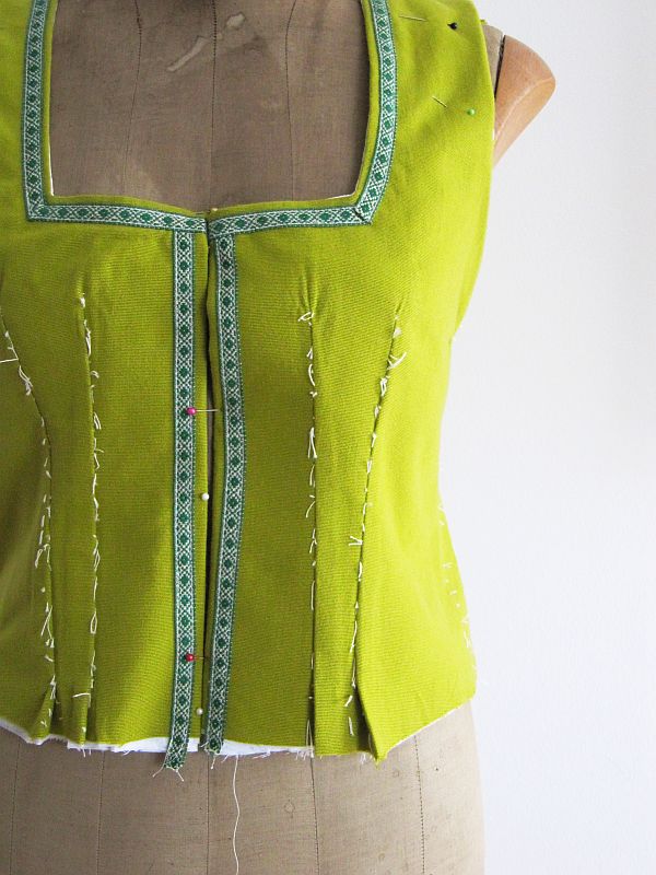 Dirndl_Korsage